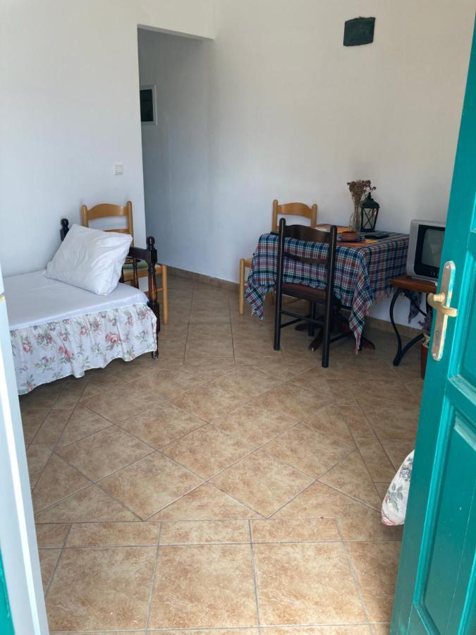 Agkyra Rooms Aladhinon Eksteriør bilde