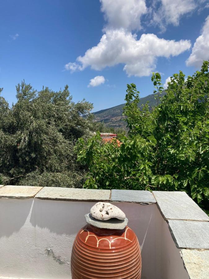 Agkyra Rooms Aladhinon Eksteriør bilde